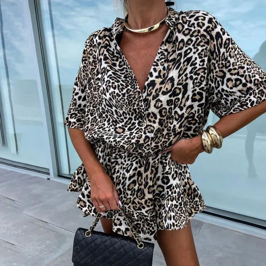 Salopeta de modă cu imprimeu leopard pentru femei